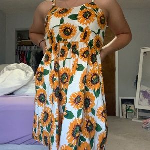 Sunflower dress 💜4/20$💜
